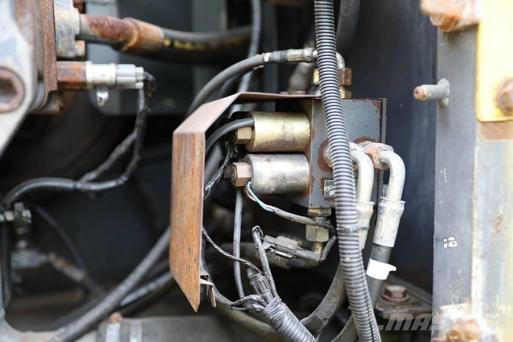 Sumitomo SH200A3 Escavatori cingolati