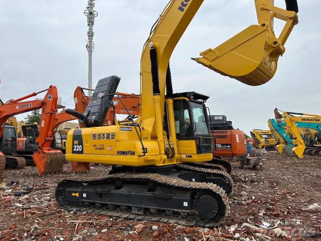 Komatsu PC 220-8M0 Escavatori cingolati