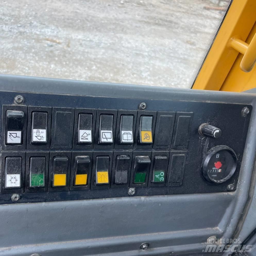 Volvo L 90 E Pale gommate