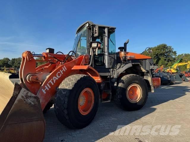 Hitachi ZW 180 Pale gommate