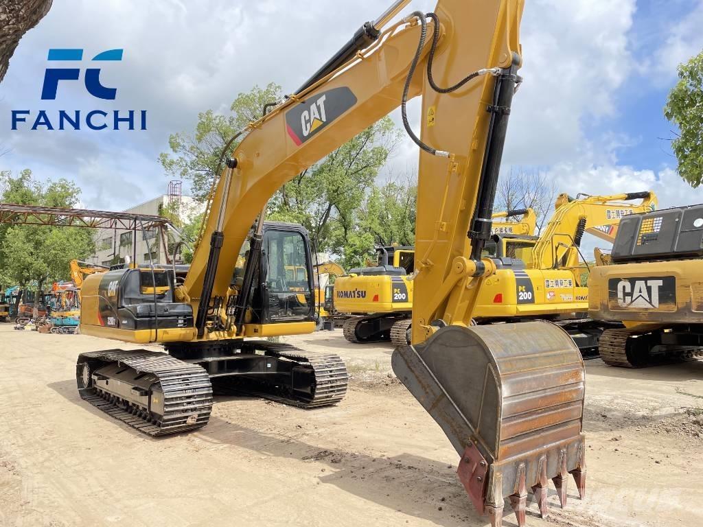 CAT 320 D2 Escavatori cingolati
