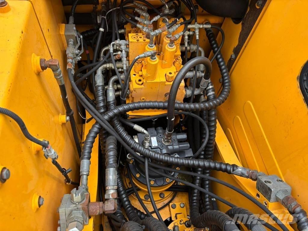 Hyundai 140W-7 Escavatori gommati