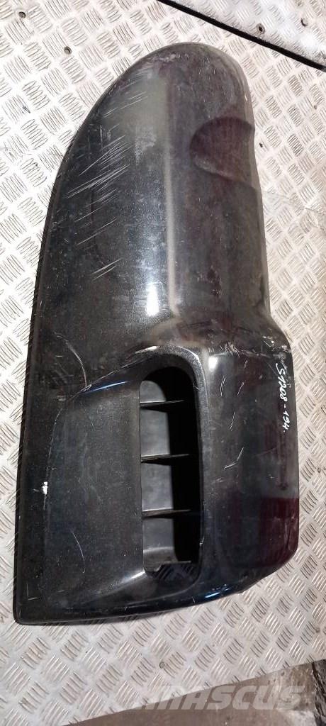 Scania 94 D.    1856473 Cabine e interni