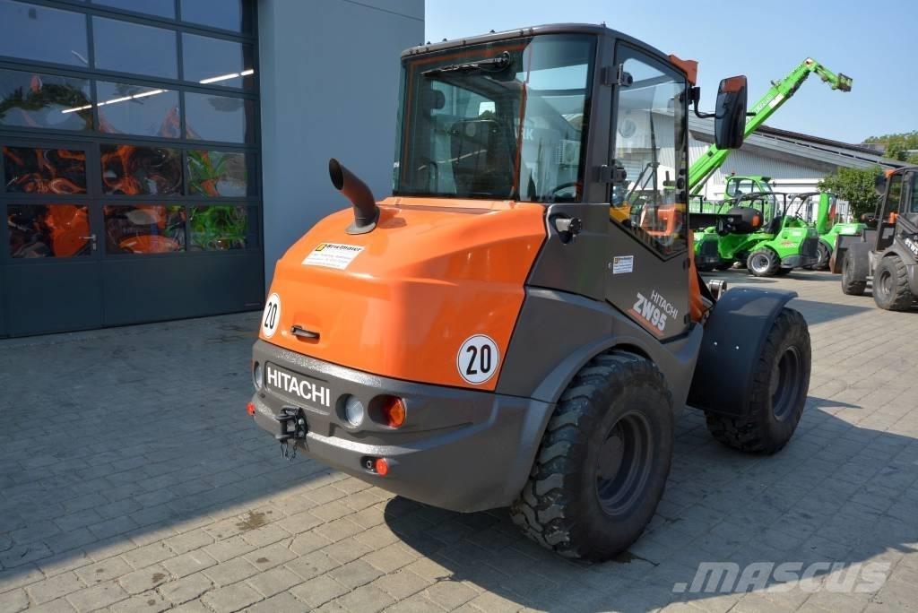 Hitachi ZW 95-6 C Pale gommate