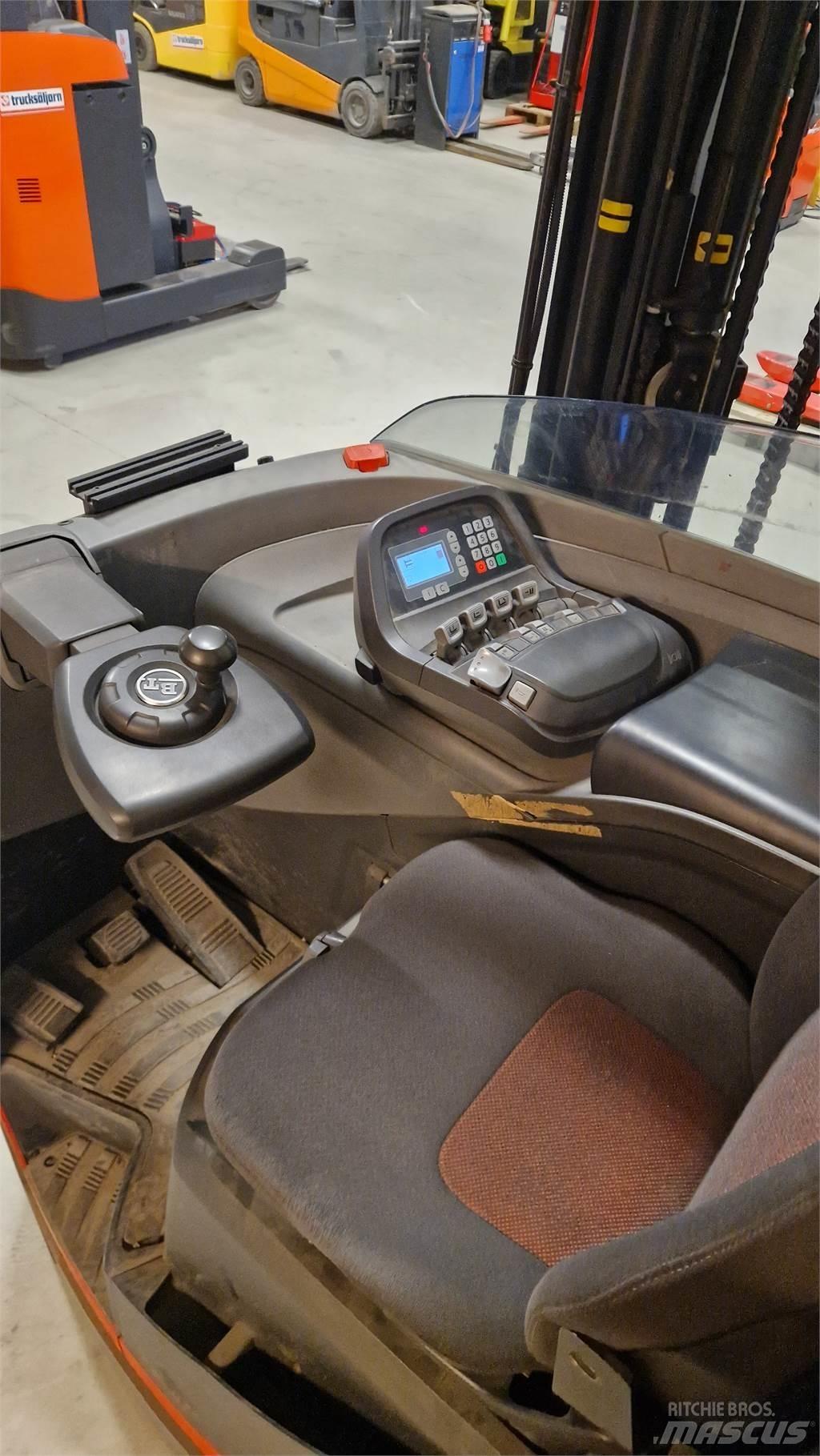 BT RRE160E Carrello retrattile