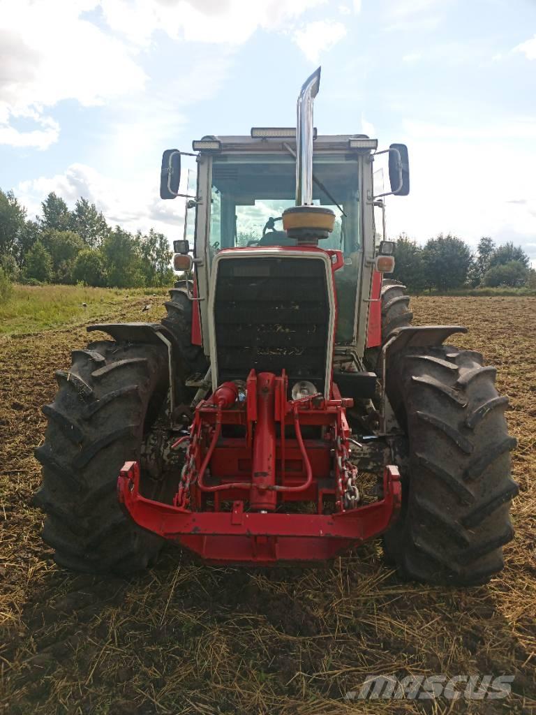 Massey Ferguson 2725 Trattori