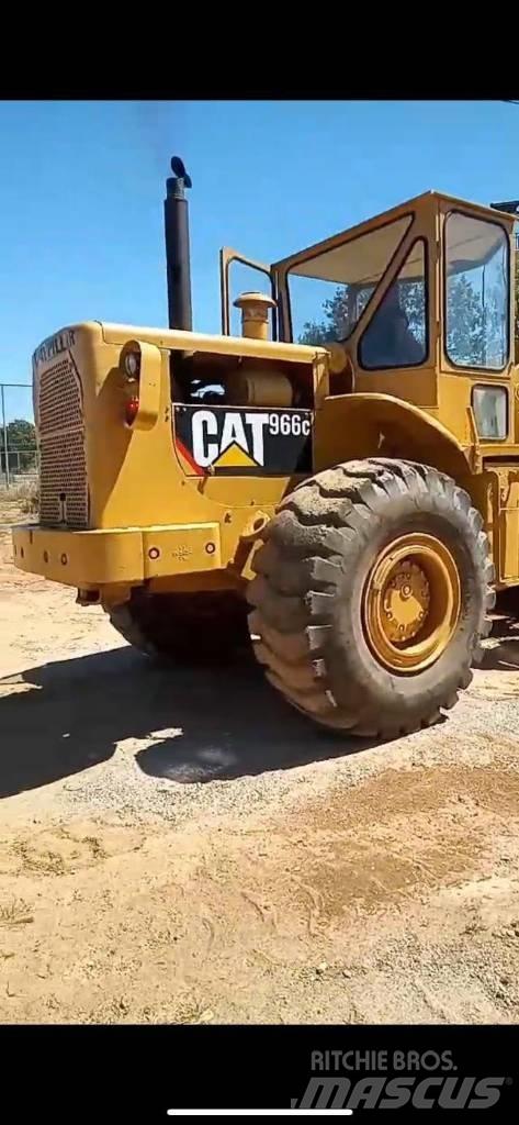 CAT 966C Pale gommate