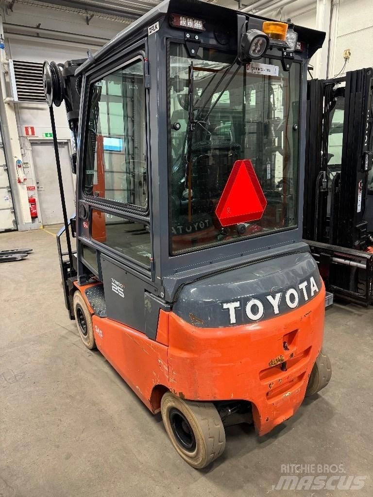 Toyota 8FBMKT25 Carrelli elevatori elettrici