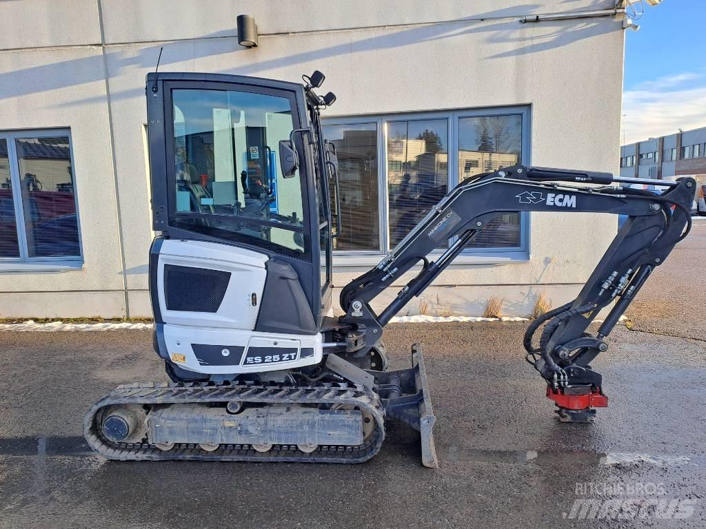 ECM ES 25 ZT Miniescavatori