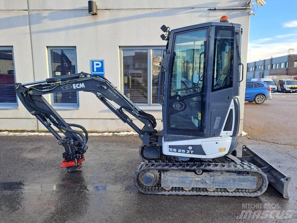 ECM ES 25 ZT Miniescavatori