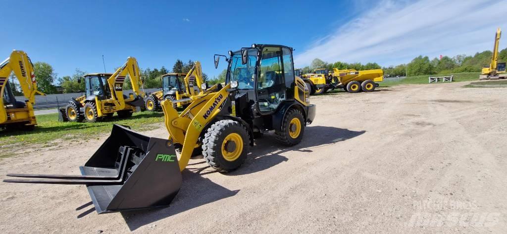 Komatsu WA 70 Pale gommate