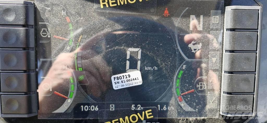 Komatsu WA 70 Pale gommate