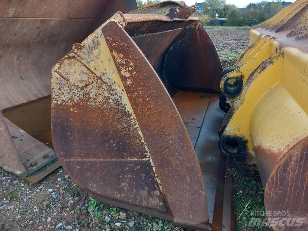 Komatsu WA480-8 Benne