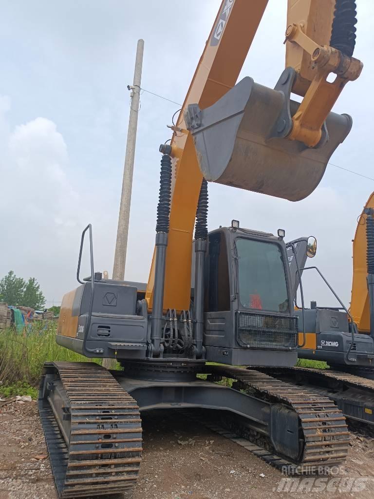 XCMG XE 215 DA Movimentazione rifiuti