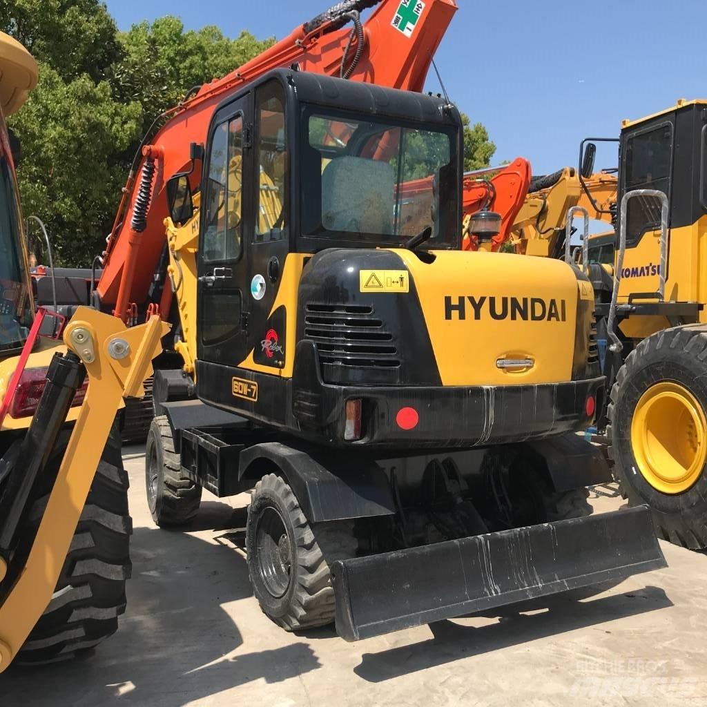 Hyundai 60 W Escavatori gommati
