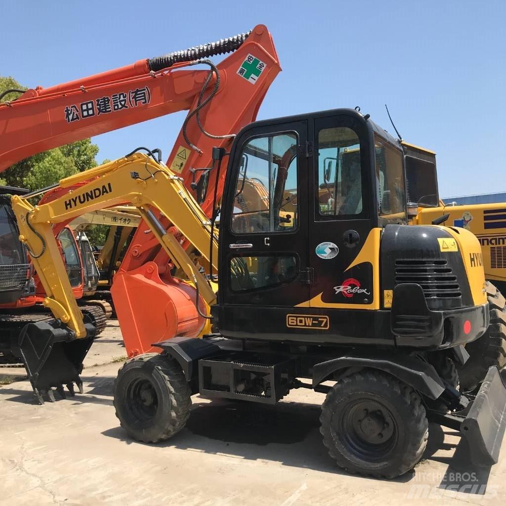 Hyundai 60 W Escavatori gommati
