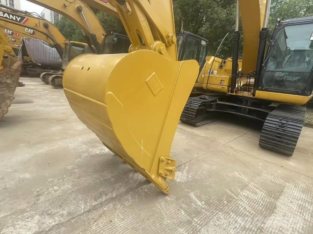 CAT 2021 CAT 323Gx Escavatori gommati