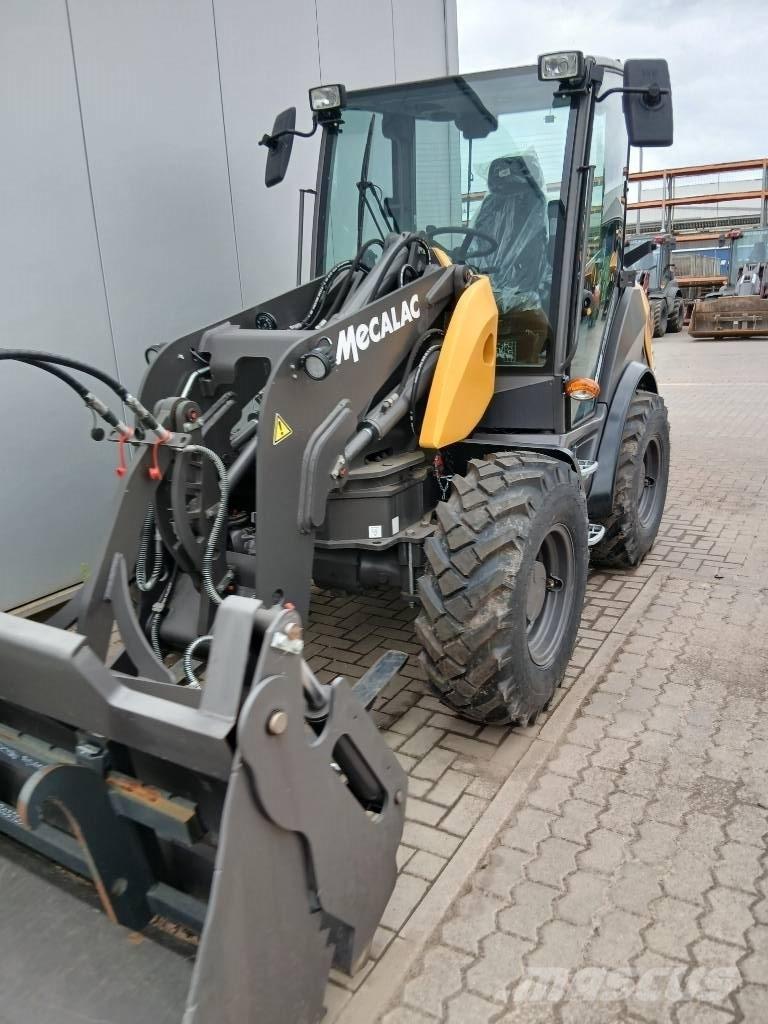 Mecalac AS 750 Pale gommate
