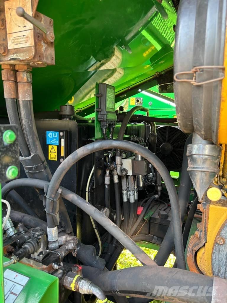 McCloskey R230 Vagli vibranti