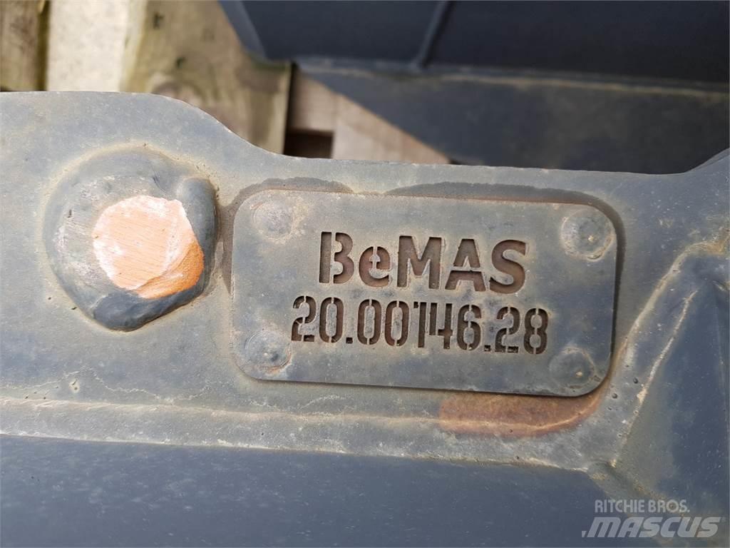 TL 500 SW010 Retroescavatori