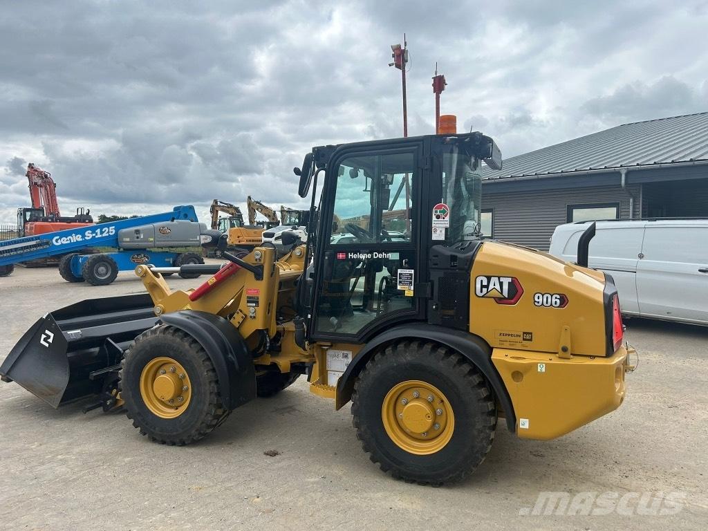 CAT 906 Pale gommate