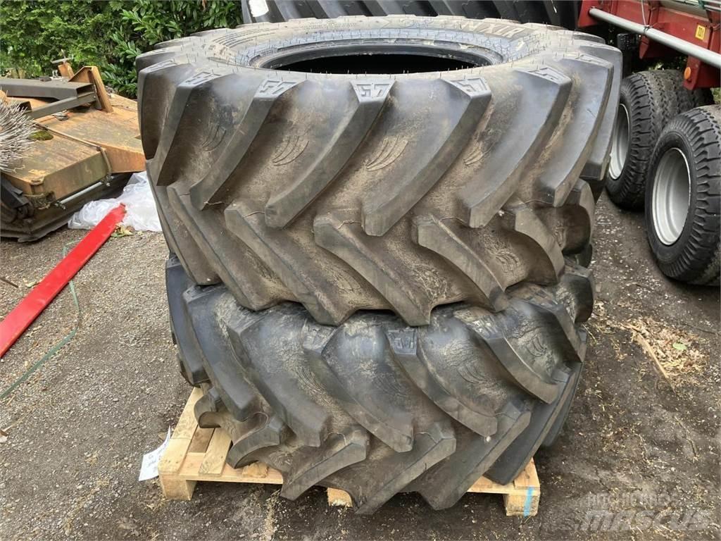 BKT 600/65R28 Pneumatici, ruote e cerchioni