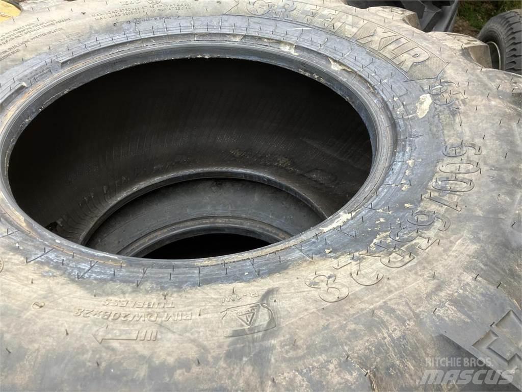BKT 600/65R28 Pneumatici, ruote e cerchioni