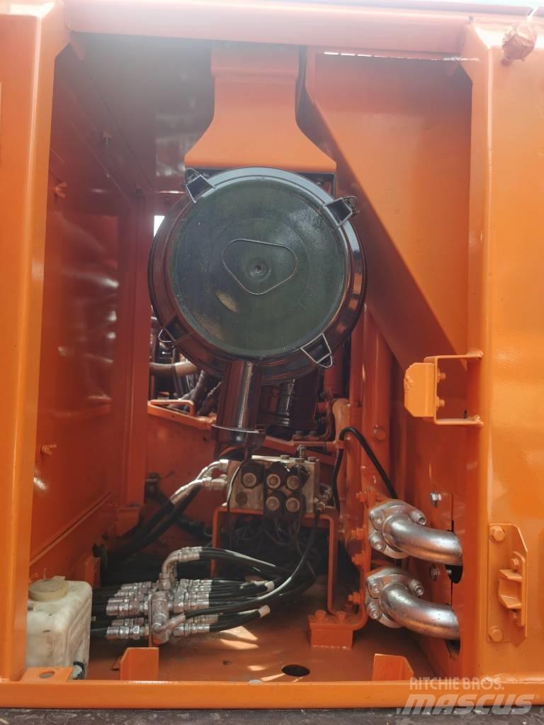 Doosan DX 225 LC-9 Escavatori cingolati