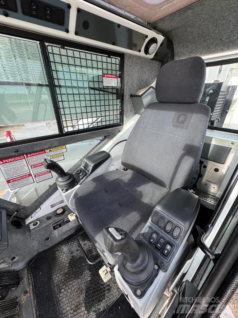 Grove RT 550 E Gru per tutti i terreni