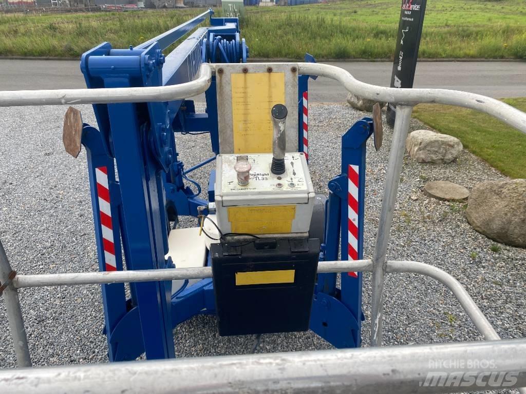 UpRight TL38 Piattaforme aeree su rimorchio