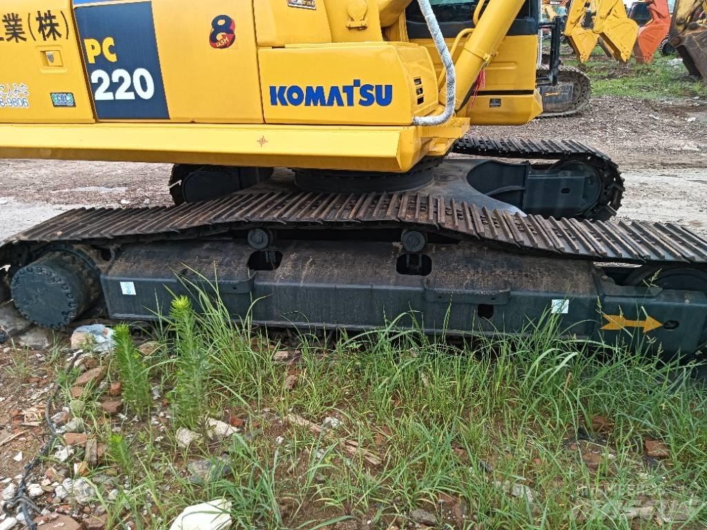 Komatsu PC 220-8 Escavatori cingolati