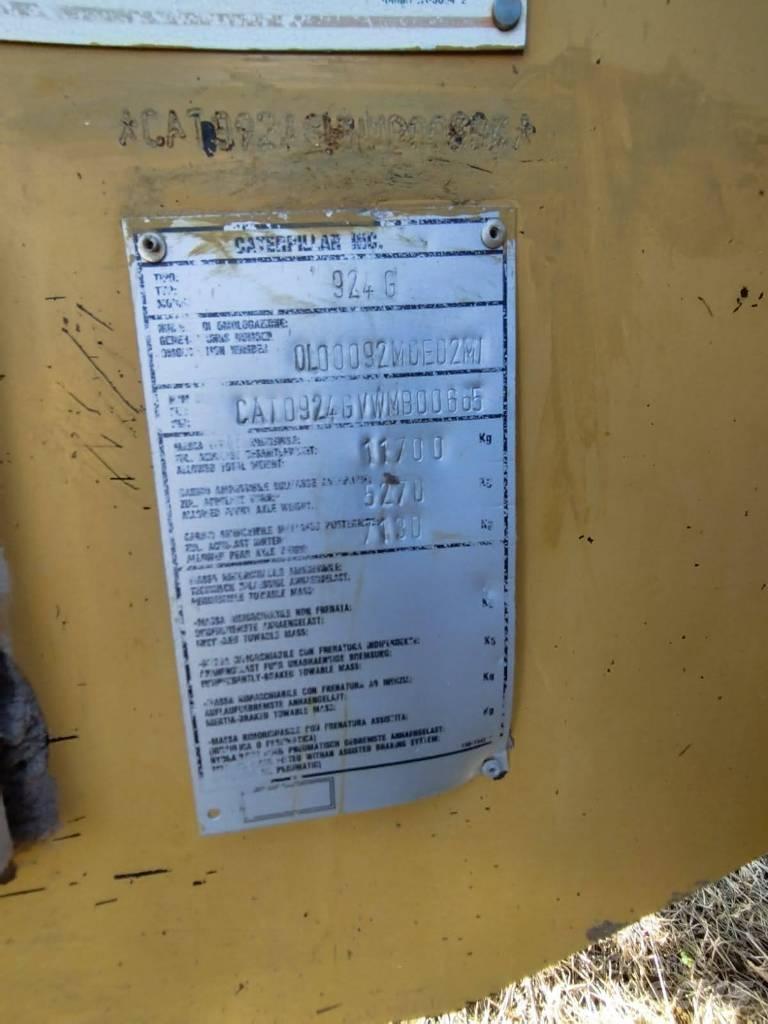 CAT 924 G Pale gommate