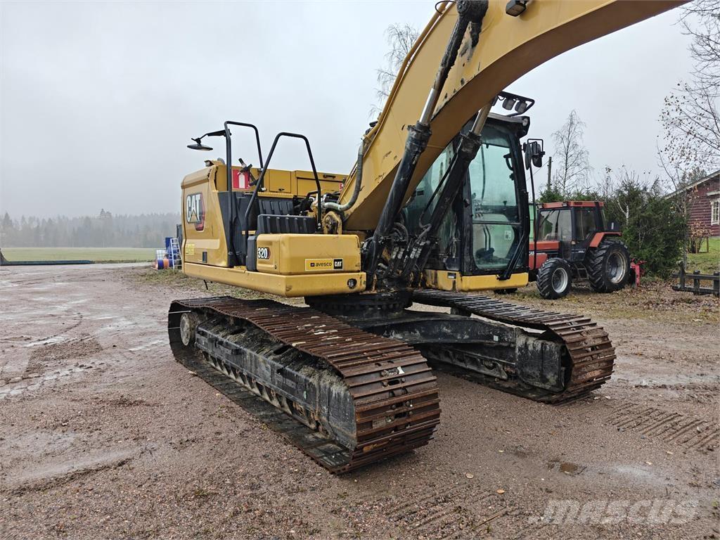 CAT 320 Escavatori cingolati