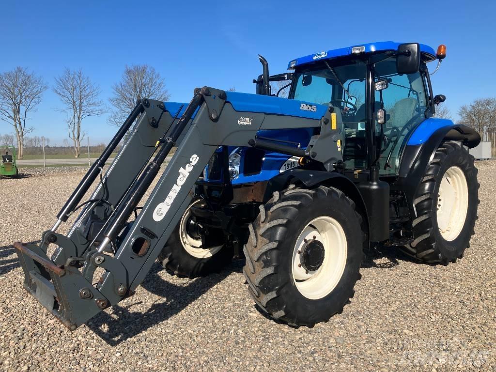 New Holland TS 115 A Trattori