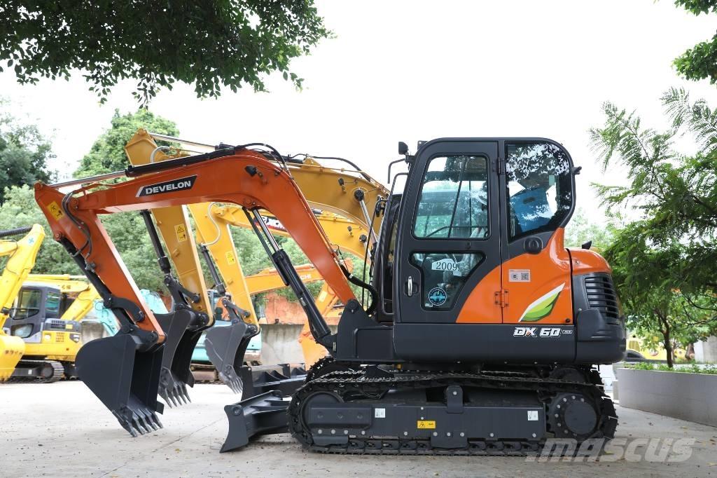 Develon DX 60 E-10 N Escavatori gommati