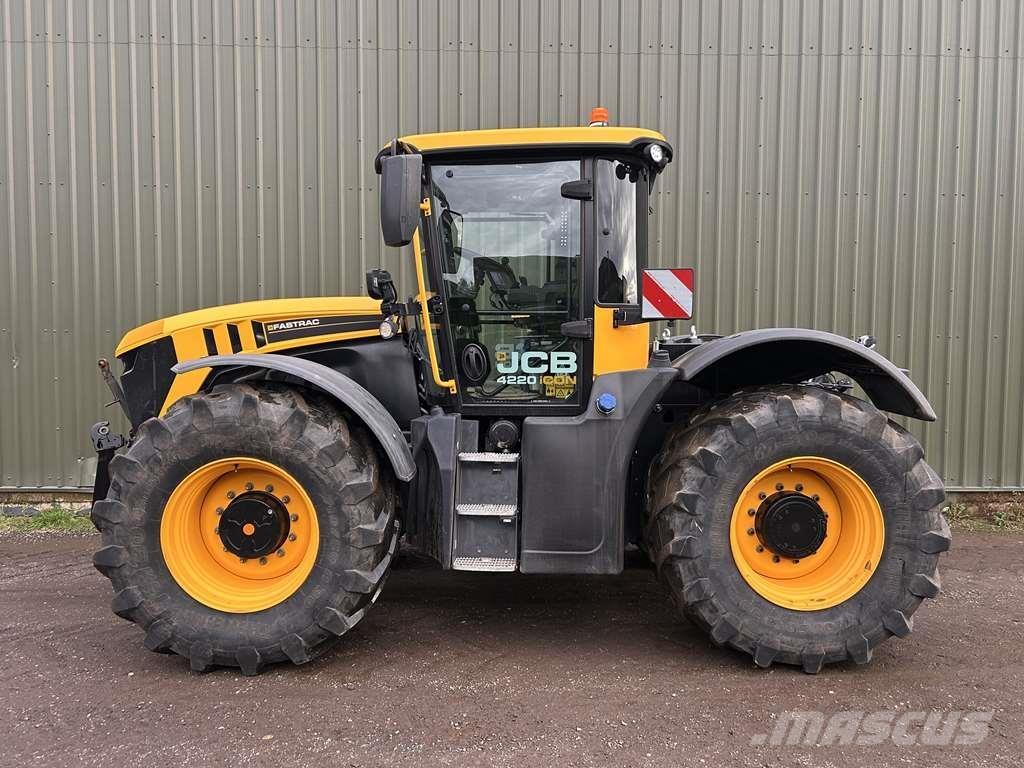 JCB Fastrac 4220 Trattori