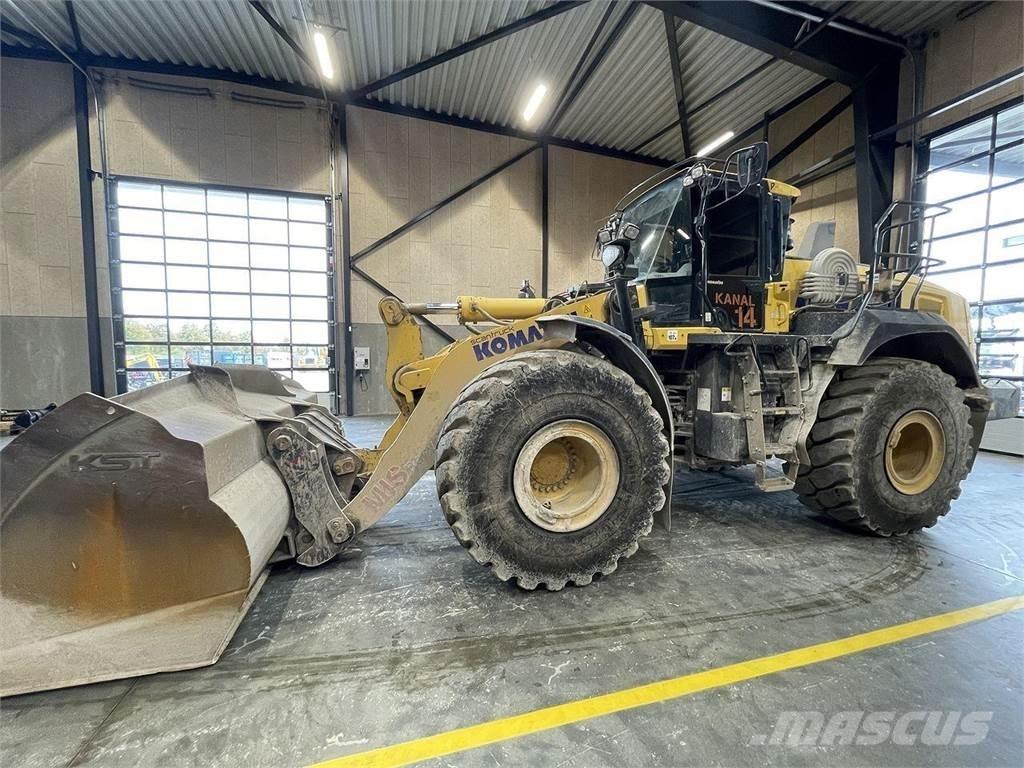 Komatsu WA475-10EO Pale gommate
