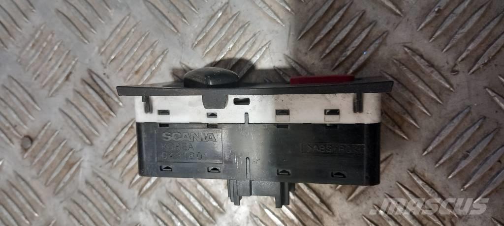 Scania R 440.   1900317 Cabine e interni