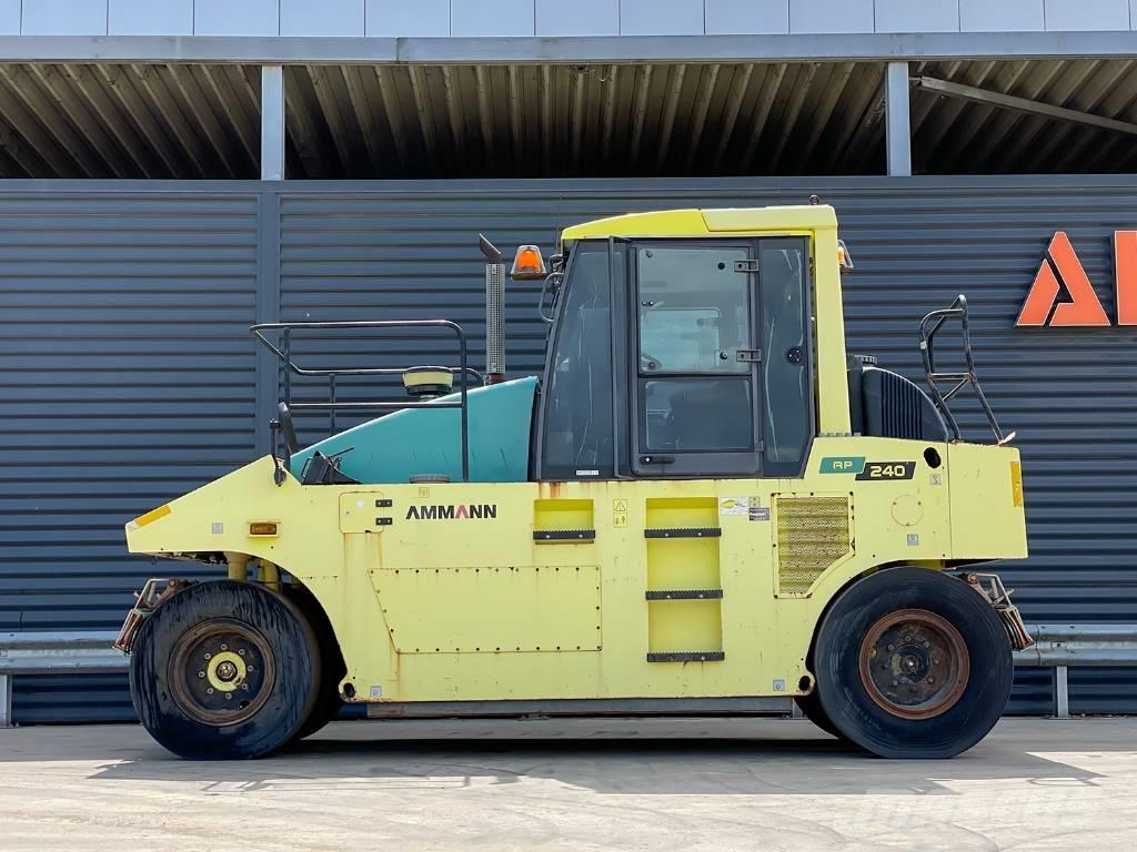 Ammann AP 240 Rulli gommati
