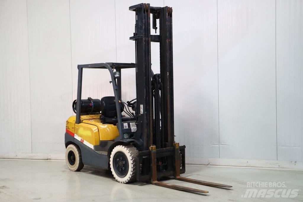TCM FG30T3 Carrelli elevatori GPL