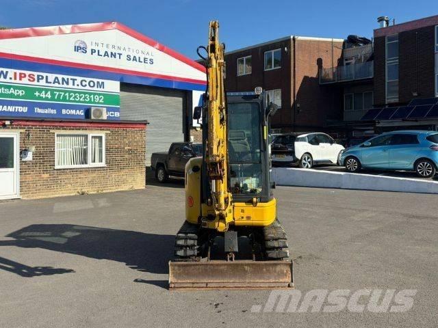 Komatsu PC 26 MR-3 Miniescavatori