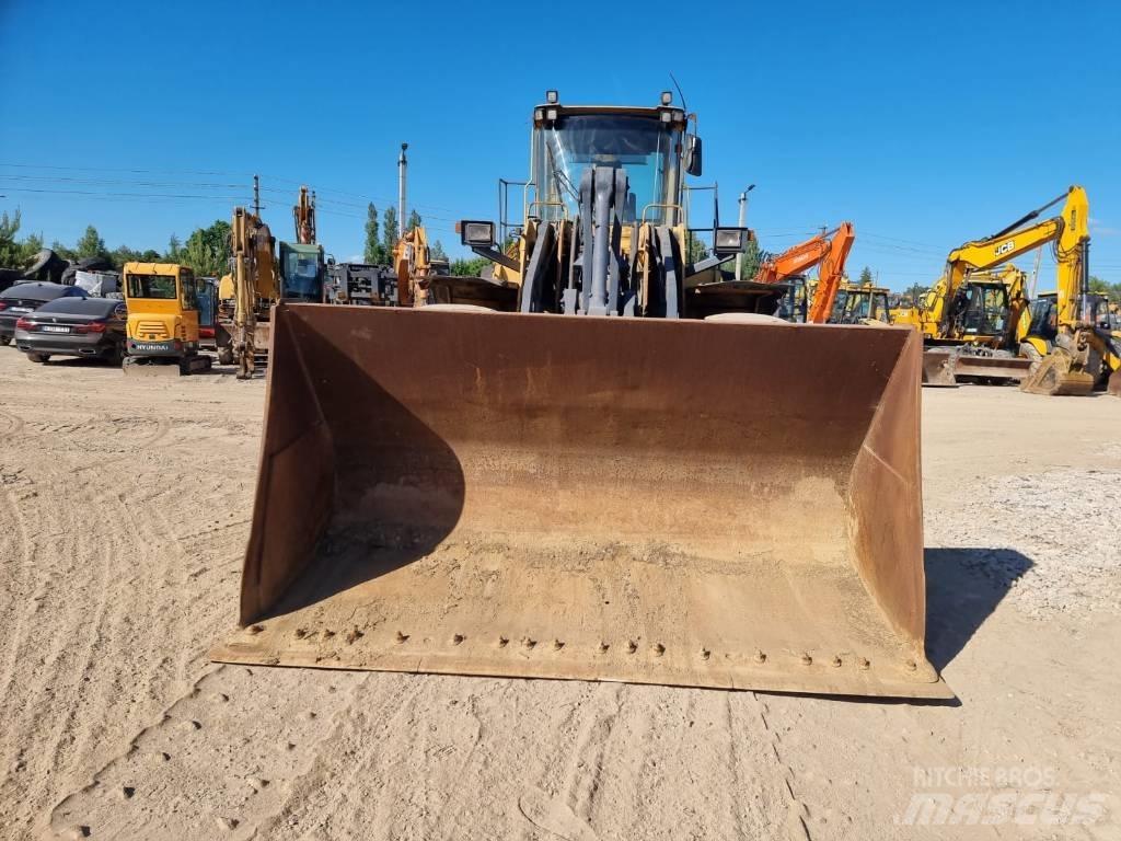 Volvo L 180 E Pale gommate
