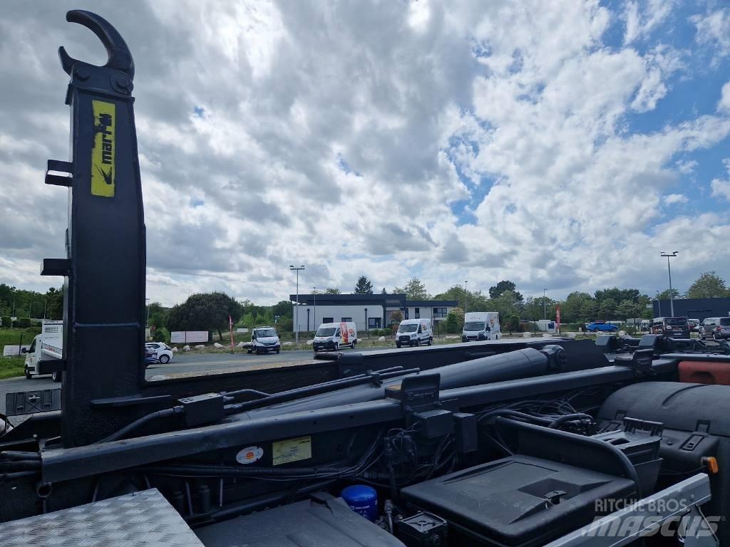 MAN TGS 26.360 Camion con gancio di sollevamento