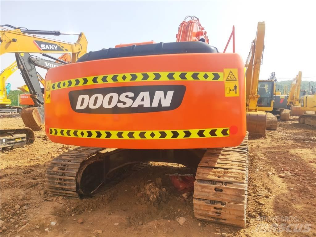 Doosan DH 220 LC-7 Escavatori cingolati