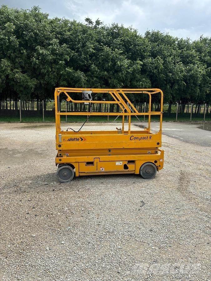 Haulotte Compact 8 Piattaforme autocarrate