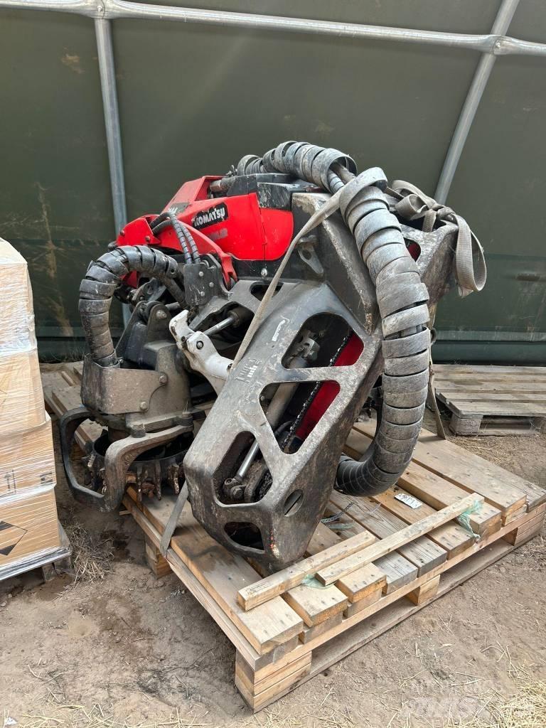 Komatsu C 144 Decespugliatrici e trinciatrici idrauliche