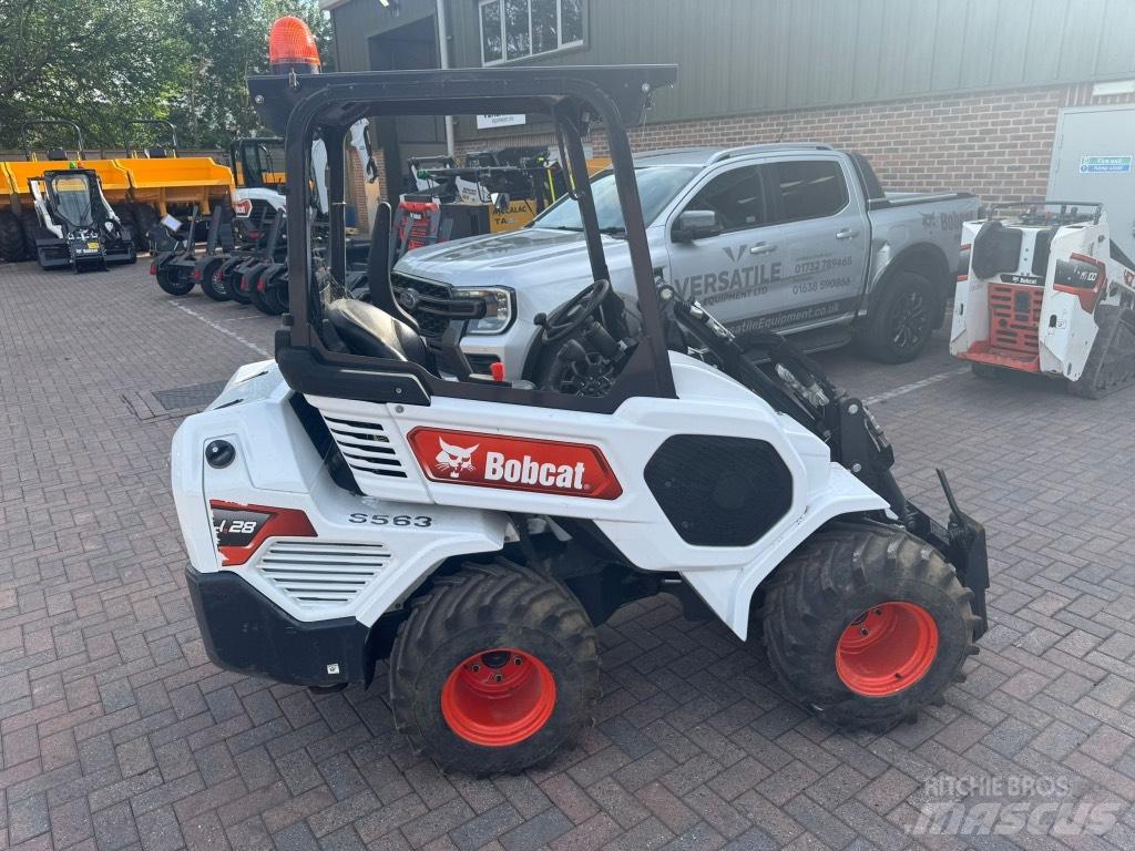 Bobcat L 28 Mini pale