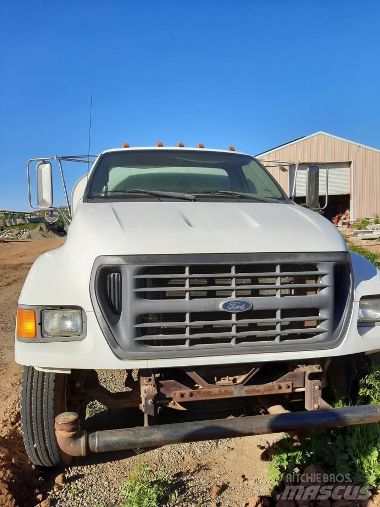 Ford F 750 Autocisterne
