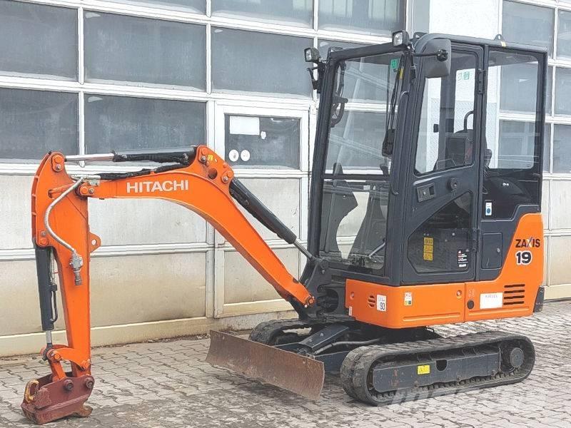 Hitachi ZX 19-6 Miniescavatori
