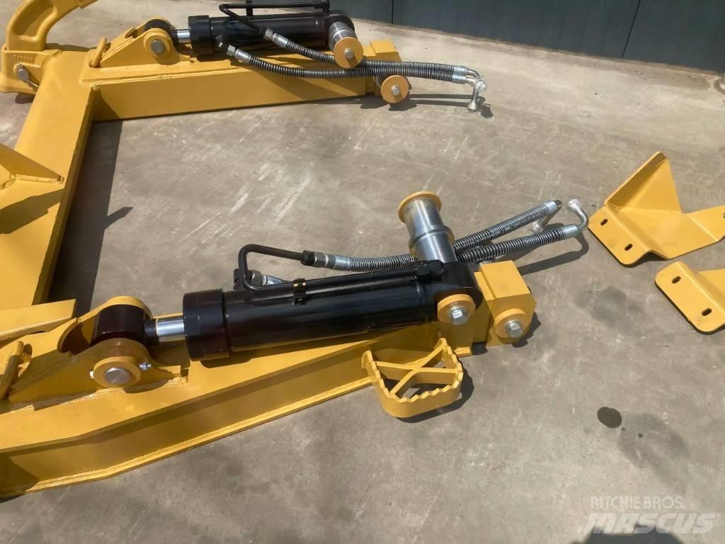 CAT 963 NG Scarificatori